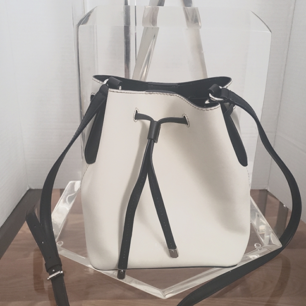 Ralph lauren white with navy bucket draw string bag